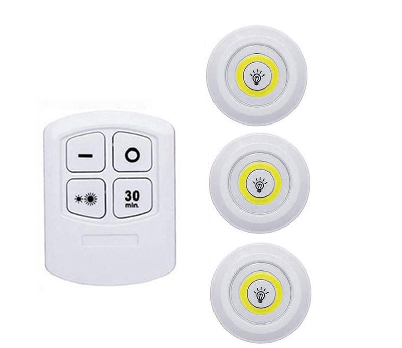 Kit com 3 lâmpadas de LED com controle remoto sem fio